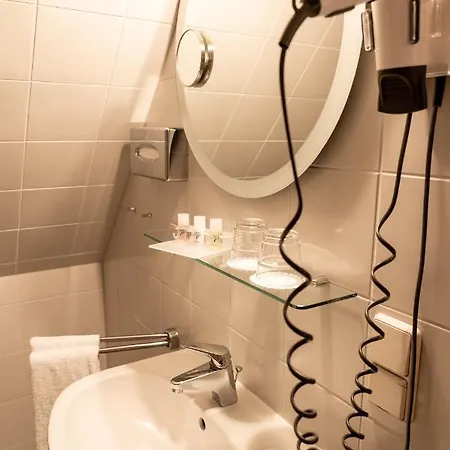 Отель Fichtelberghaus - Ganz Oben Im Erzgebirge 3*