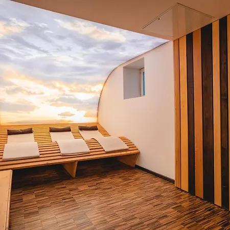 מלון Fichtelberghaus - Ganz Oben Im Erzgebirge