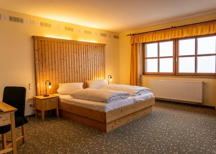 Hotel Fichtelberghaus - Ganz Oben Im Erzgebirge 3*