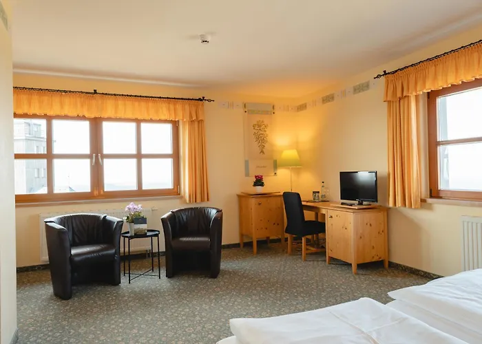 Hotel Fichtelberghaus - Ganz Oben Im Erzgebirge 3*